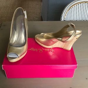 Lilly gold wedge shoes